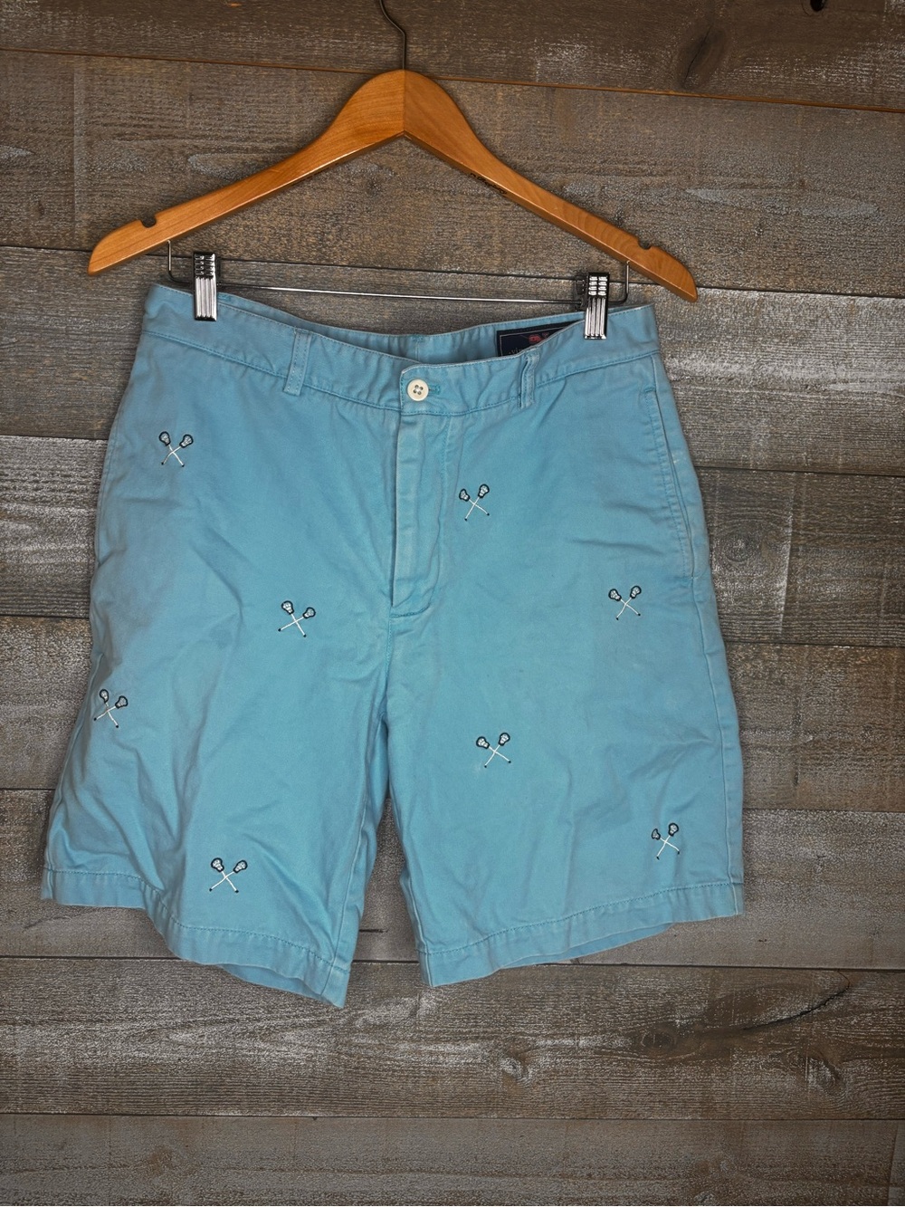 Vineyard Vines club short Light Blue Embroidered lacrosse khaki Shorts size 33